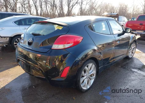 2013 Hyundai Veloster Base W/Gray z USA, uszkodzony, nr VIN KMHTC6AD0DU109139